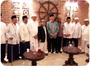 Ketum LDII Bersama Rombongan Amirul Haj Indonesia