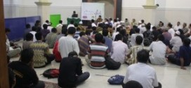 Tempat Duduk Pengajian Menentukan Tingkat Ketaqwaan