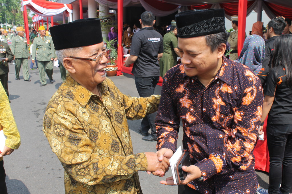 Dewan Penasehat PD Muhammadiyah Kota Surabaya KH. Wahid Syukur bersama Ketua DPD LDII Kota Surabaya H. Akhmad Setiadi, S.Si