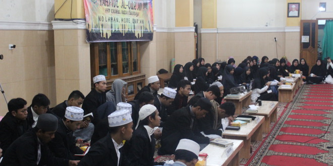 Santri Tahfidz Alquran PPM Khoirul Huda Surabaya