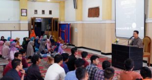 BNN Sosialisasikan Bahaya Narkoba kepada Para Santri Mahasiswa Surabaya