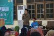 dr. Riko Lazuardi salah satu pembicara di pengajian dan sosialisasi pola hidup sehat bagi mahasiswa, Surabaya, Sabtu (9/12).